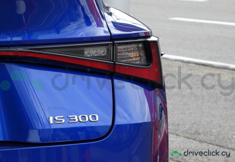 Lexus IS Blue