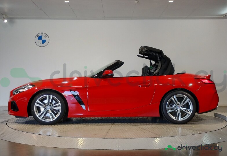 BMW Z4 Red