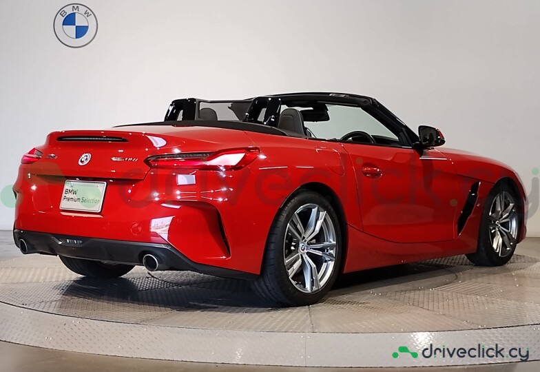 BMW Z4 Red