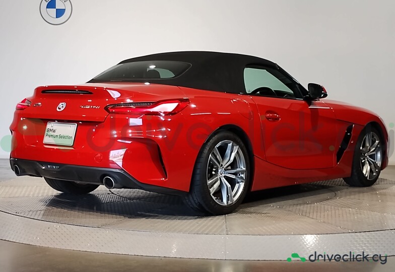 BMW Z4 Red