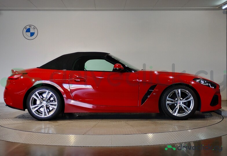 BMW Z4 Red