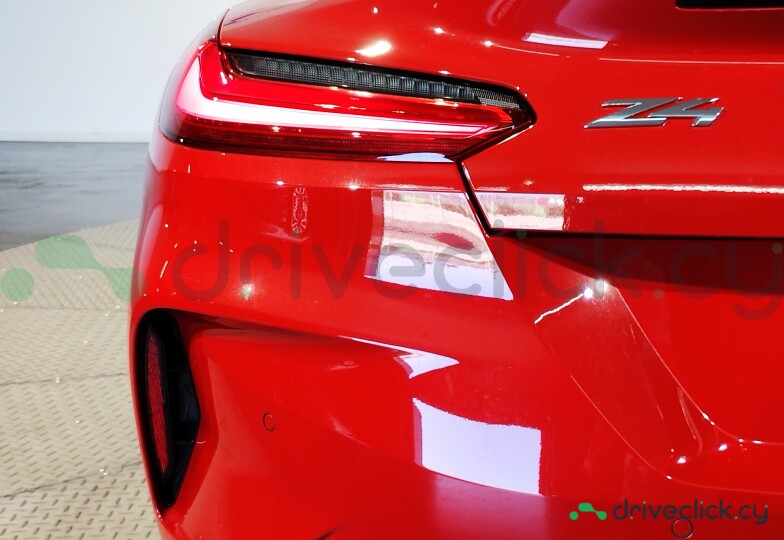 BMW Z4 Red