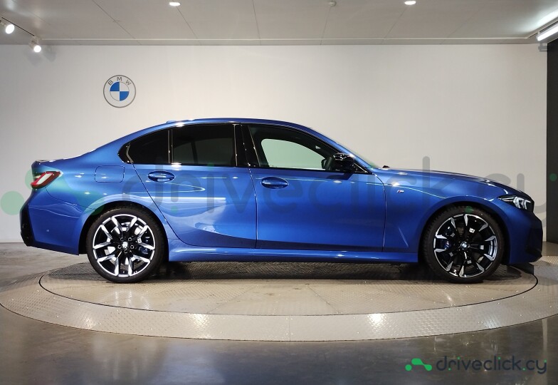 BMW 3 series Blue