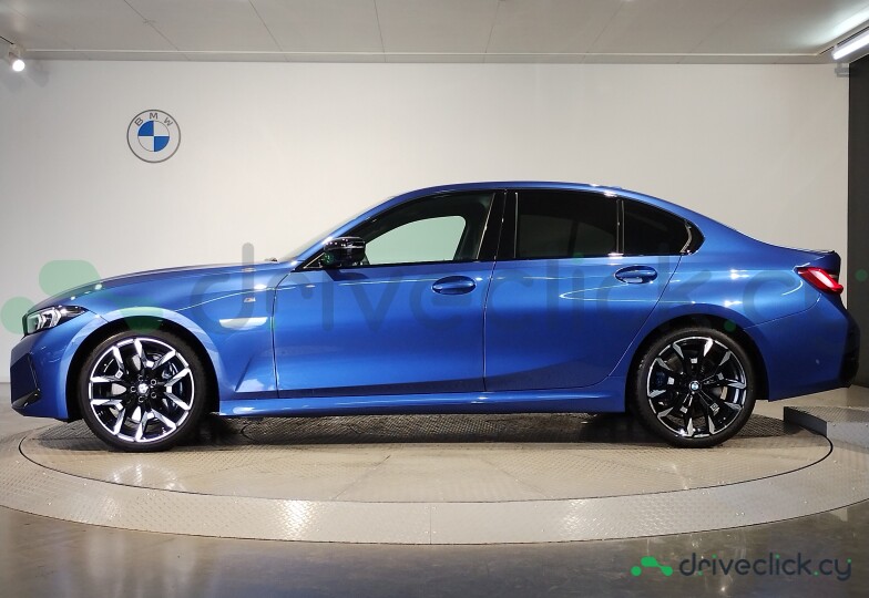 BMW 3 series Blue