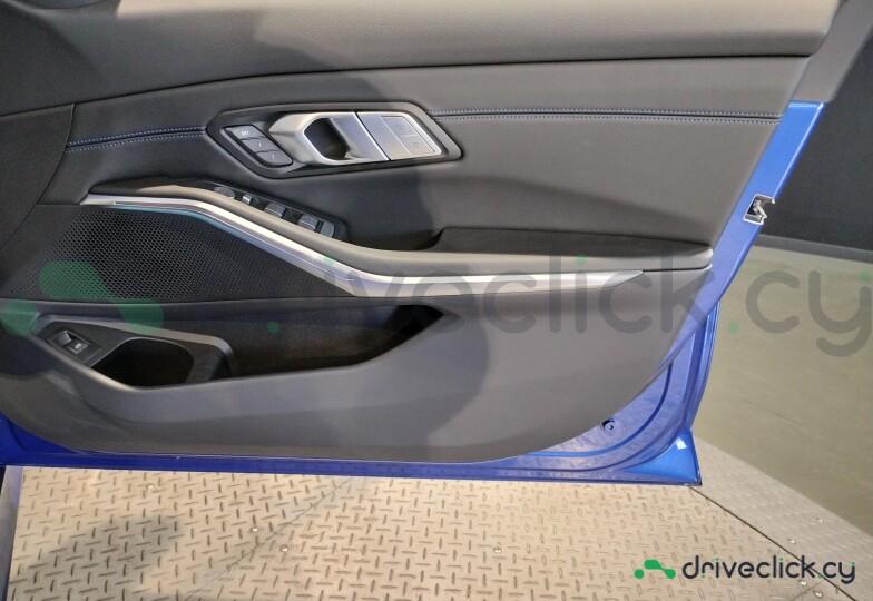 BMW 3 series Blue