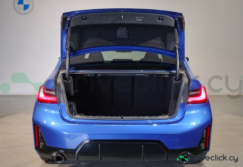 BMW 3 series Blue