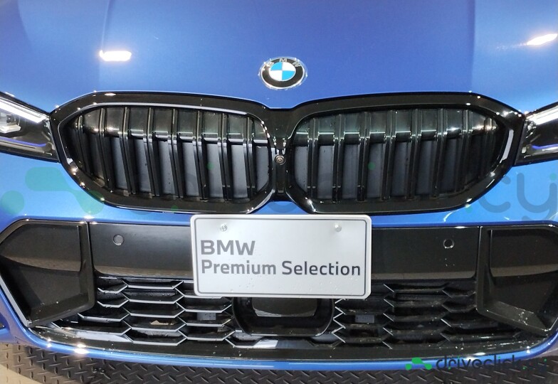 BMW 3 series Blue