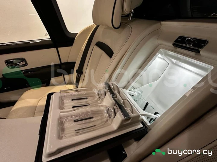 Rolls-Royce Cullinan Grey