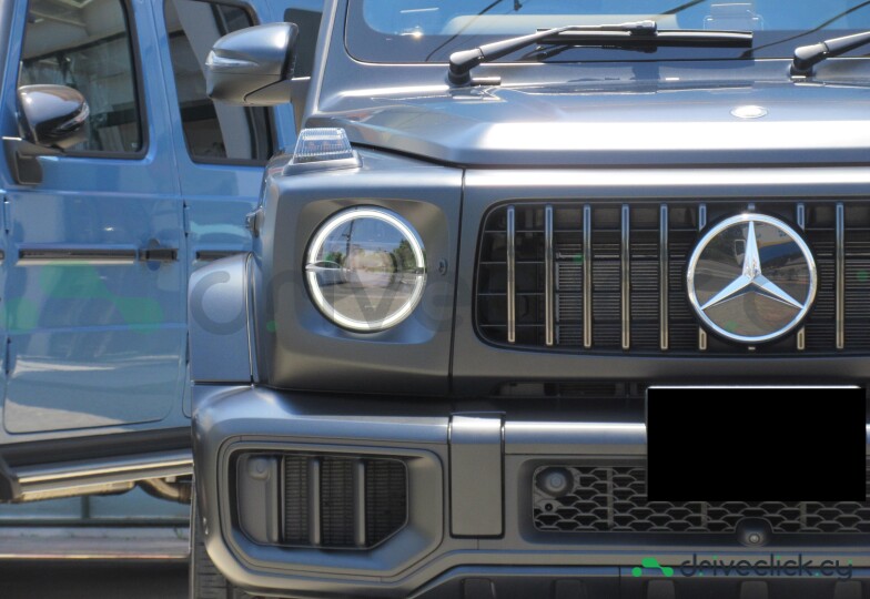 Mercedes G-class Black