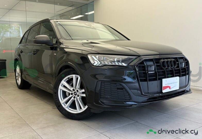 Audi Q7 Black
