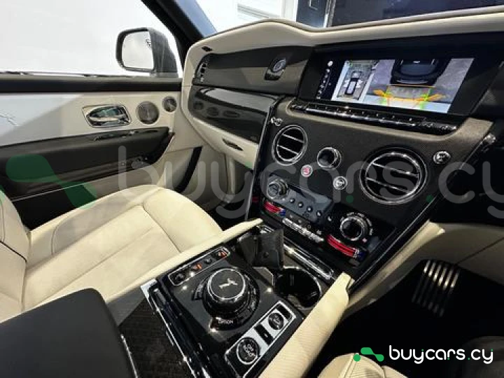 Rolls-Royce Cullinan Grey