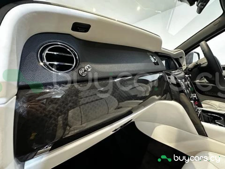 Rolls-Royce Cullinan Grey