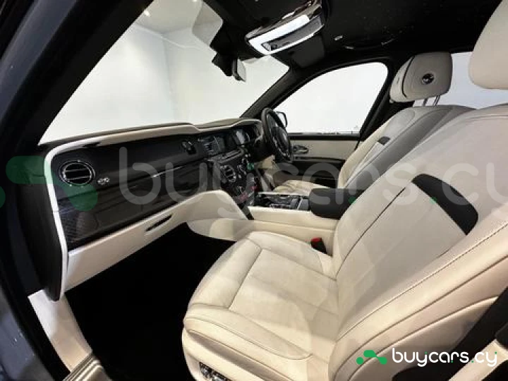 Rolls-Royce Cullinan Grey