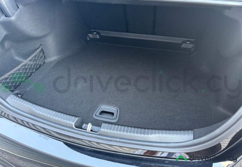 Mercedes C-class Black