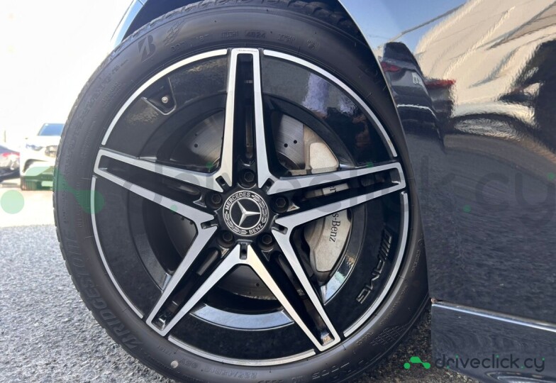 Mercedes C-class Black