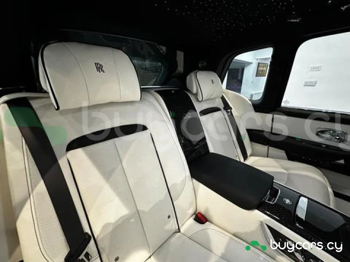 Rolls-Royce Cullinan Grey