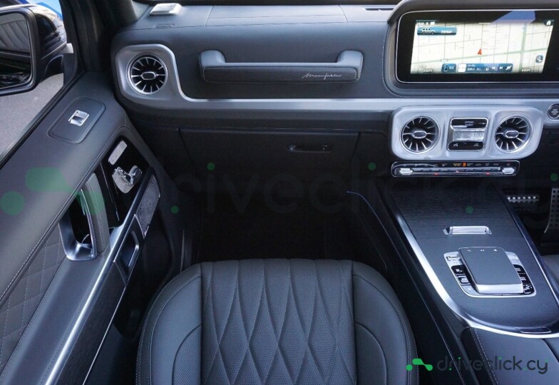Mercedes G-class Green