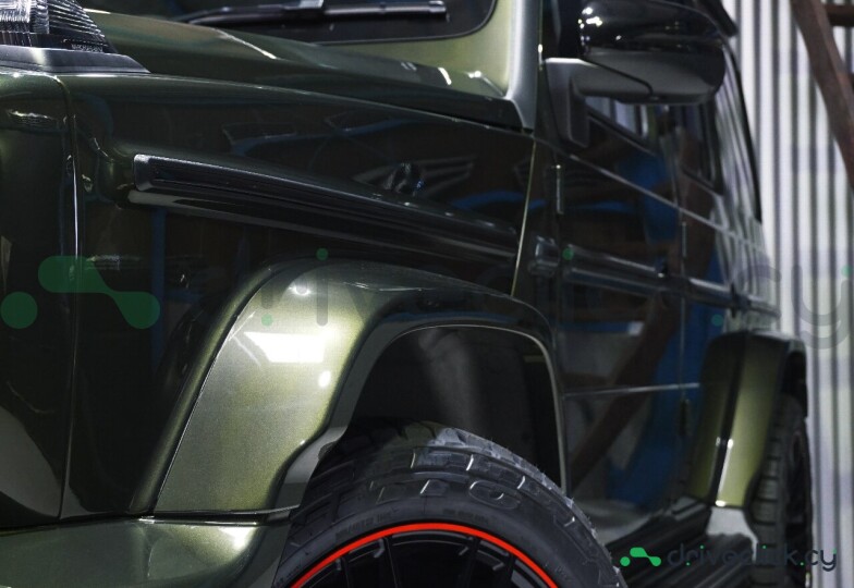 Mercedes G-class Green