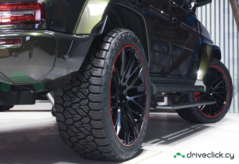Mercedes G-class Green
