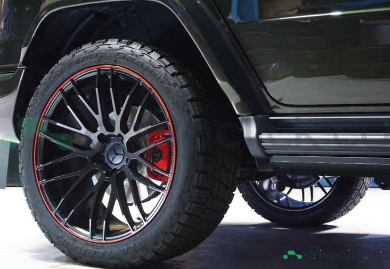 Mercedes G-class Green
