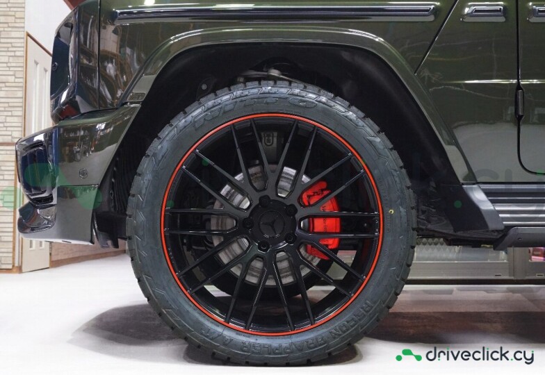 Mercedes G-class Green