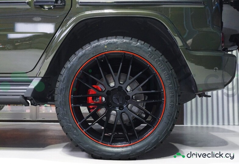 Mercedes G-class Green