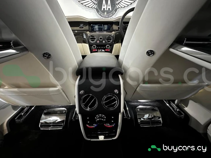 Rolls-Royce Cullinan Grey