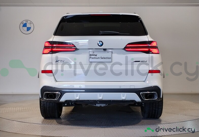 BMW X5 White