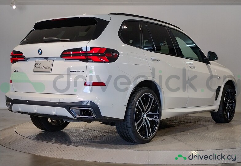 BMW X5 White