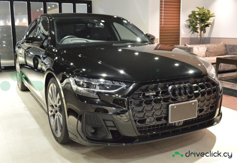 Audi A8 Black