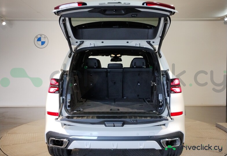 BMW X5 White