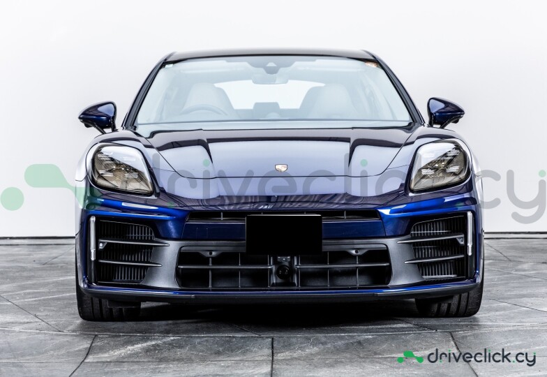 Porsche Panamera Blue