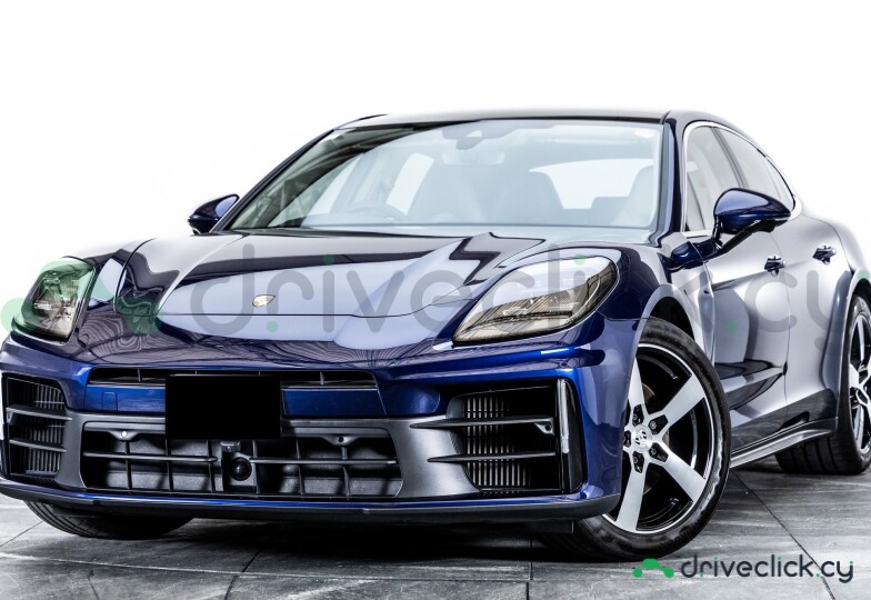 Porsche Panamera Blue