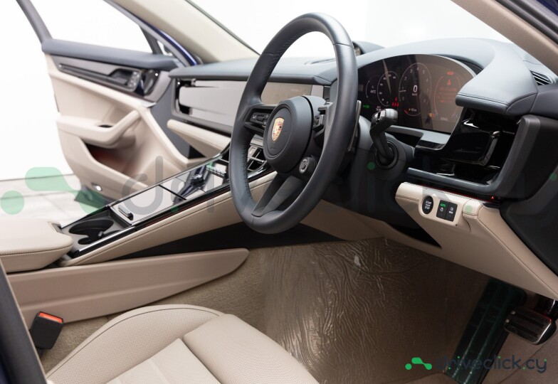 Porsche Panamera Blue