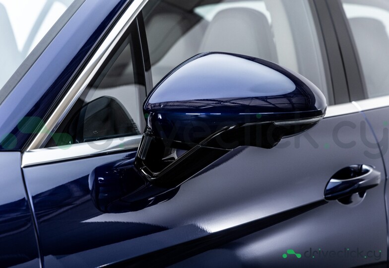 Porsche Panamera Blue