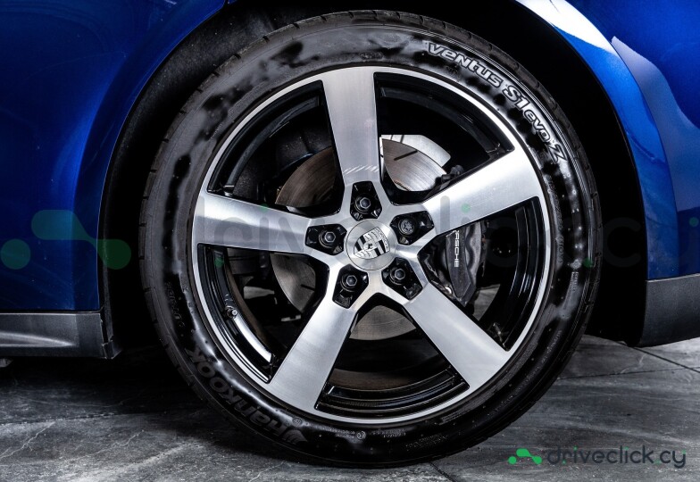 Porsche Panamera Blue