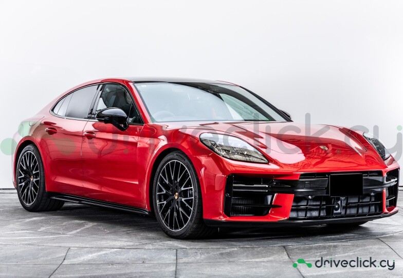 Porsche Panamera Red