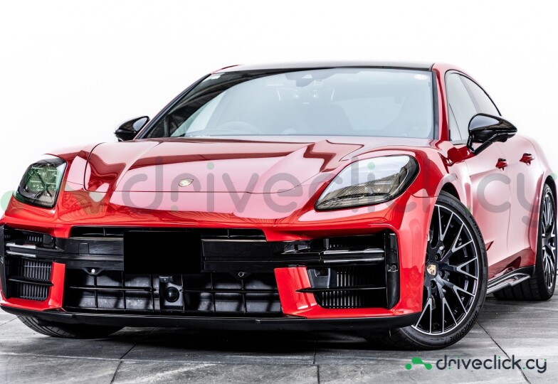 Porsche Panamera Red