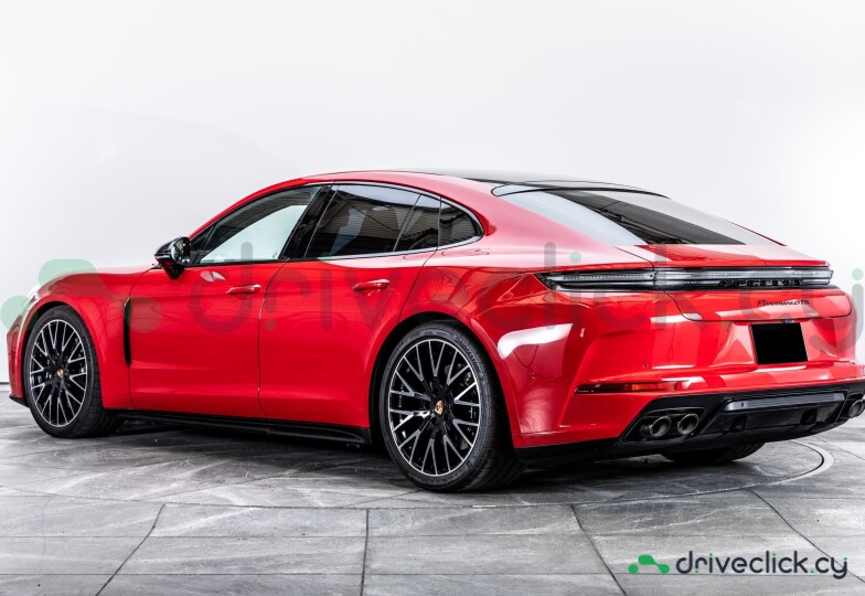 Porsche Panamera Red