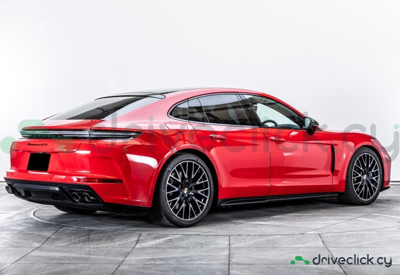 Porsche Panamera Red