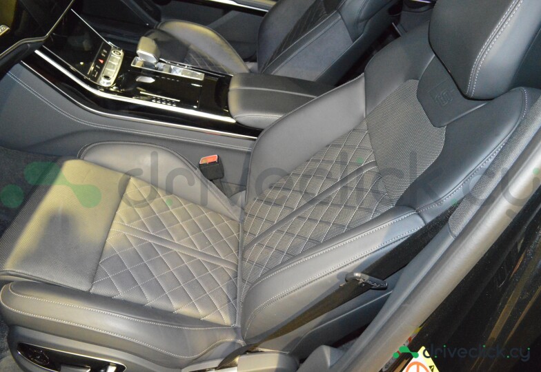 Audi A8 Black