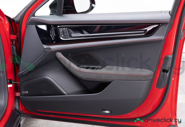 Porsche Panamera Red