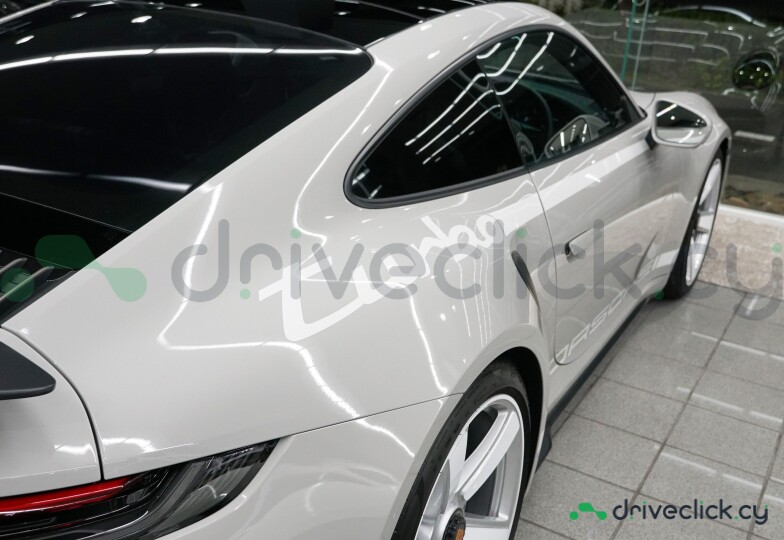 Porsche 911 White