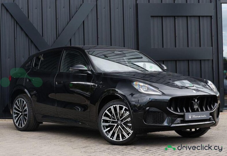 Maserati Grecale Black