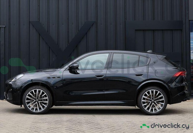 Maserati Grecale Black