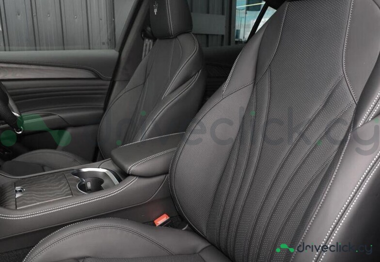 Maserati Grecale Black