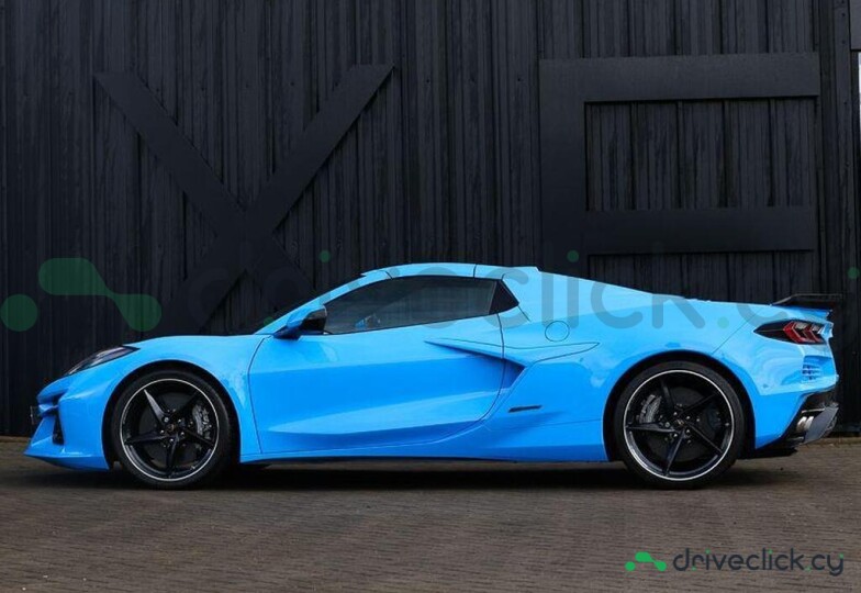 Chevrolet Corvette Blue