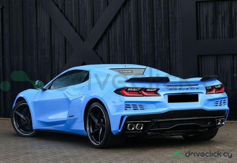Chevrolet Corvette Blue