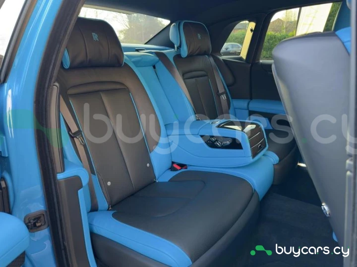 Rolls-Royce Ghost Синий