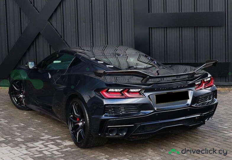 Chevrolet Corvette Black